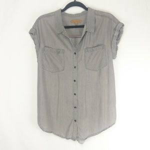 Jachs Girlfriend /// Gray Button Down Cuff Sleeve